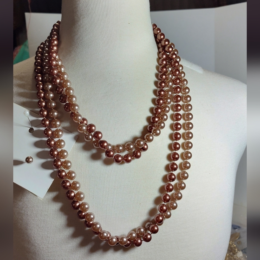 Long Strand Brown Pearl Necklace And Stud Earrings NWOT